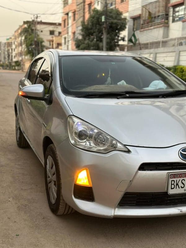 Toyota Aqua S Push - Image 9