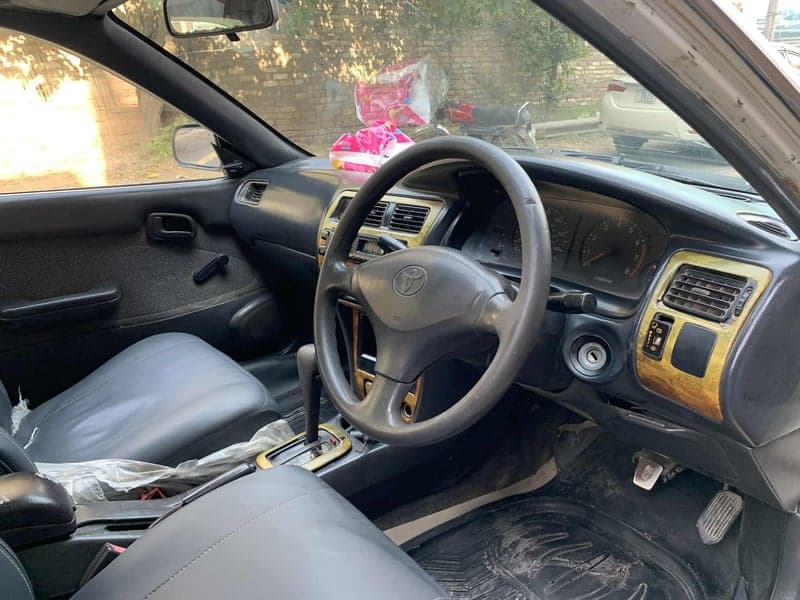 XE Limited 2001 - Image 5