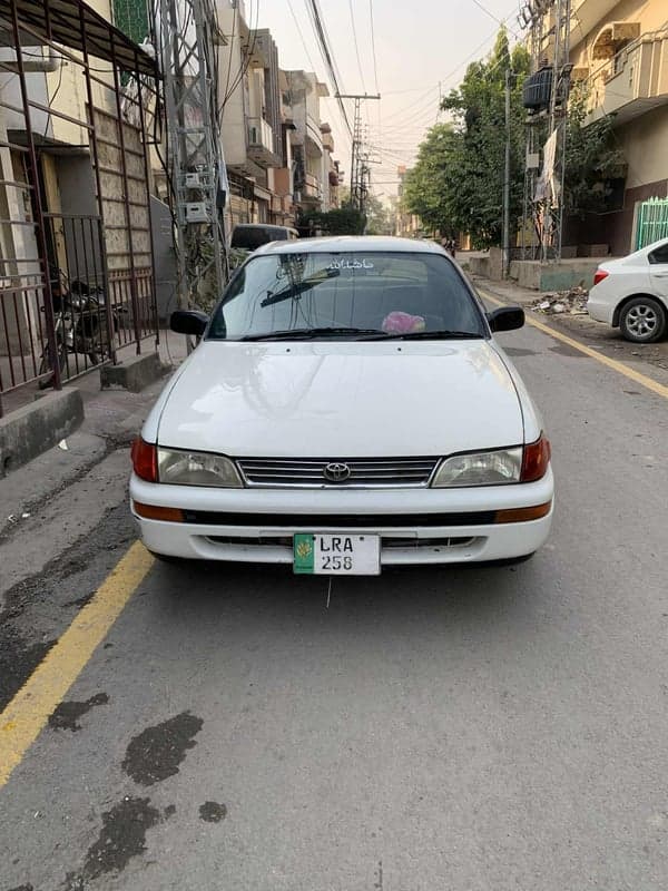 XE Limited 2001 - Image 2